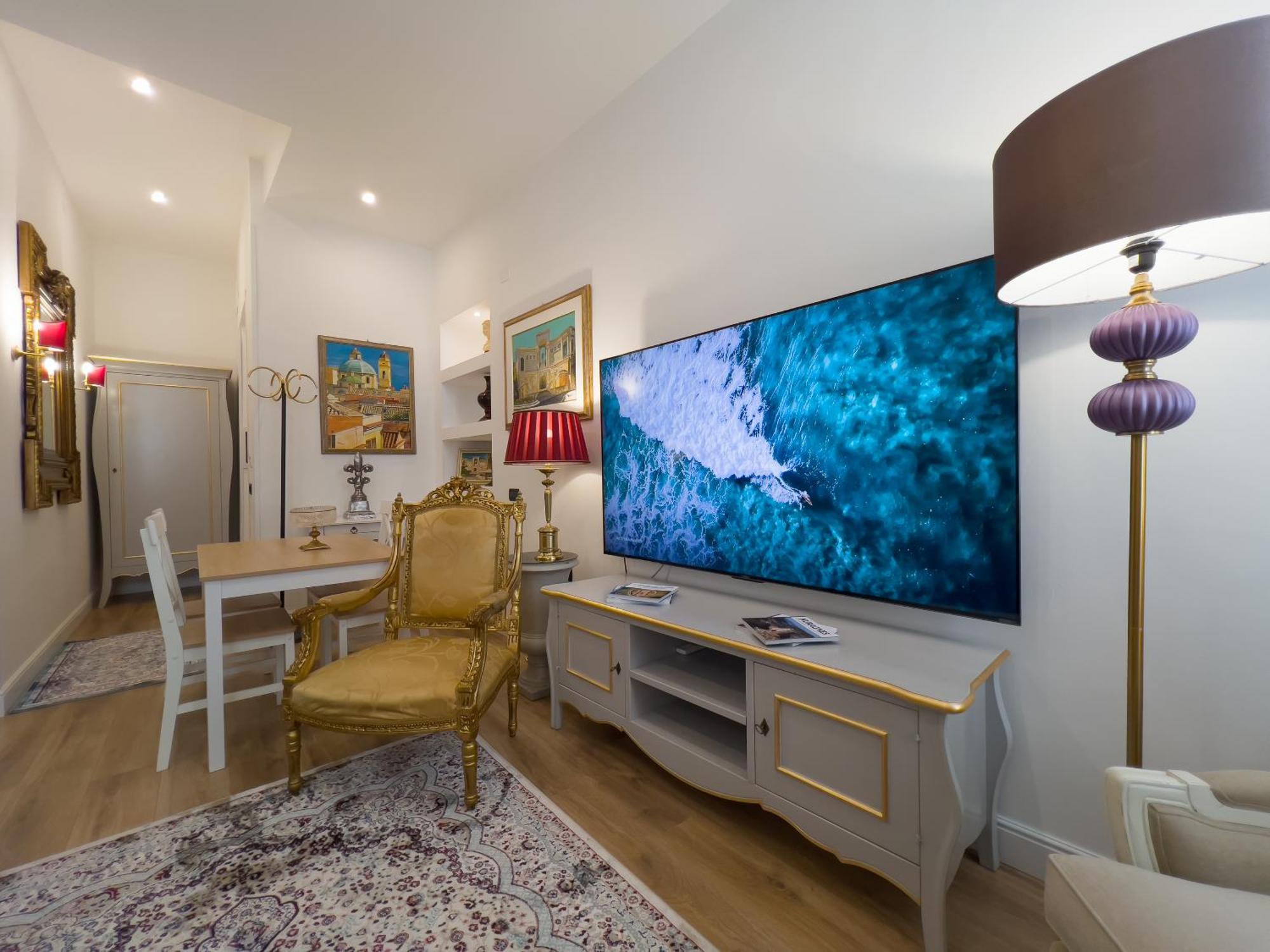 Apartment In The City Centre - Free Parking 卡利亚里 外观 照片
